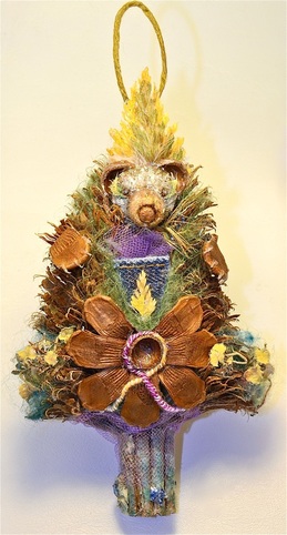 pinecone bear ornament sculpture